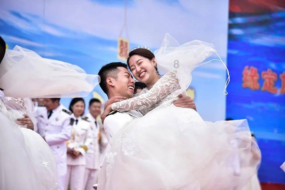 网上有个招聘打字员的，网名叫“招聘打字员  八老大”，主要是打一些网络小说，还说不收取别的费用，有
